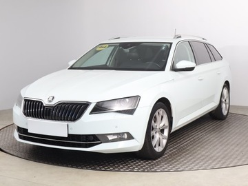 Skoda Superb III Kombi 2.0 TSI 280KM 2018 Skoda Superb 2.0 TSI, Serwis ASO, 4X4, Automat, zdjęcie 1