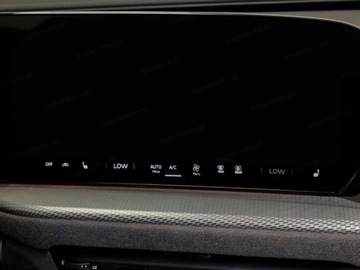 Audi 2025 AUDI Q5 TDI quattro Sportback S line Suv 2.0 204KM 2025, zdjęcie 9