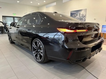 BMW Seria 7 G70 Sedan 3.0 40d 299KM 2025 BMW Seria 7 740d xDrive Sport Sedan 3.0 (299KM) 2025, zdjęcie 3