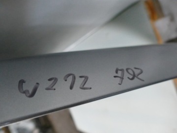 MERCEDES E W212 КАПОТ ДВИГАТЕЛЯ 792