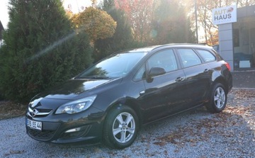 Opel Astra J Sports Tourer Facelifting 1.6 CDTI ecoFLEX 110KM 2015 Opel Astra Czujniki cofania, Tempomat , Klimatyzacja, El. szyby, ZADBANY.