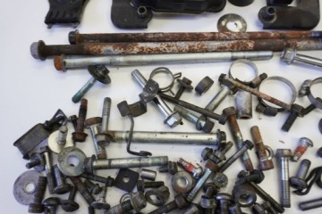 SUZUKI DL 1000 V-STROM 02-09 БОЛТЫ ВИНТЫ