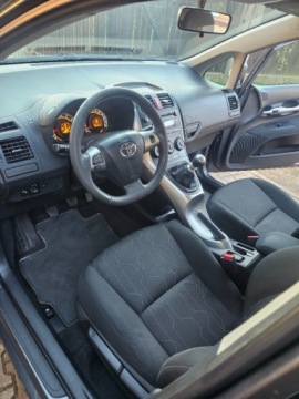 Toyota Auris I Hatchback 1.33VVT-i 100KM 2010 Toyota Auris Salon PL ud.niski przebieg parktronic el. szyby 2x kola, zdjęcie 9