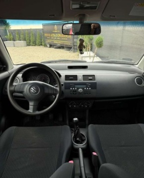 Suzuki Swift IV 2007 Suzuki Swift Suzuki Swift 2007r 1.3 benzyna 90km 248tys km, 5 drzwi GWARAN, zdjęcie 7