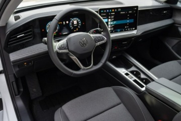 Volkswagen Passat B8 Variant Facelifting 2.0 TDI SCR 150KM 2025 Volkswagen Passat Business 2.0 TDI SCR 150 KM DSG, zdjęcie 9