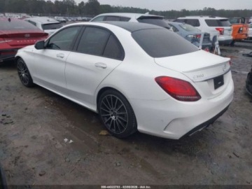 Mercedes Klasa C W205 2020 Mercedes-Benz Klasa C 300 2020 2.0 Benzyna 255KM, zdjęcie 3