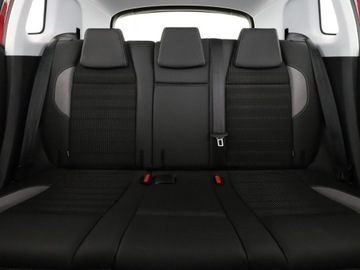 Peugeot 2008 I SUV Facelifting 1.2 PureTech 110KM 2018 Peugeot 2008 GRATIS! Pakiet Serwisowy o wartości, zdjęcie 17