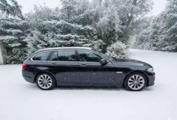 BMW Seria 5 F10-F11 Touring Facelifting 525d 218KM 2016 BMW Seria 5 BMW Seria 5 525d xDrive Sport-Aut Luxury Line 2.0 Diesel 218KM, zdjęcie 3