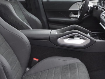 Mercedes GLE V167 SUV Facelifting 2.0 300d 269KM 2025 MERCEDES-BENZ GLE 300 d 4-Matic AMG Line 2.0 (269KM) 2025, zdjęcie 11