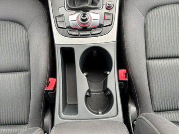 Audi A4 B8 Limousine Facelifting 1.8 TFSI 170KM 2013 Audi A4 Limousine 1.8 benzyna 170 KM manual Xenony, zdjęcie 24