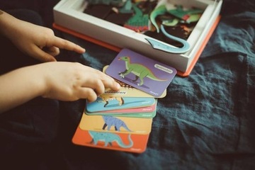 Магнитный пазл Динозавры Магнитикнига Janod 3+