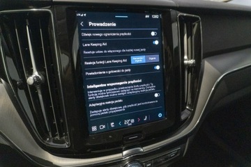 Volvo XC60 II Crossover Plug-In Facelifting 2.0 T6 350KM 2024 Volvo XC 60 YV1UZH4V1S1092089, zdjęcie 31