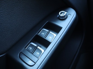 Audi A4 B8 Avant Facelifting 2.0 TDI 112g 136KM 2012 Audi A4 2.0 TDI, Skóra, Klima, Klimatronic, zdjęcie 15