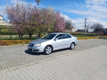Volkswagen Jetta V 2008 Volkswagen Jetta 2.0 TDI Sportline 136KM 2008r, zdjęcie 11