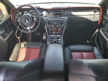 Rolls-Royce 2021 Rolls-Royce Cullinan 6,7 L 563 KM 2021 6.7 Benzyna 563KM, zdjęcie 7