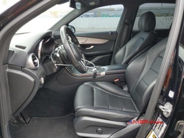 Mercedes GLC C253 2021 Mercedes-Benz GLC 2021 r., 2,0L GLC 300 2.0 Benzyna 255KM, zdjęcie 7