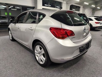 Opel Astra J GTC 1.4 Turbo ECOTEC 140KM 2013 Opel Astra J 1.4 Turbo 140 KM, zdjęcie 5
