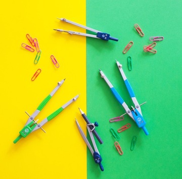 Школьные компасы MEMOBE с системой регулировки.