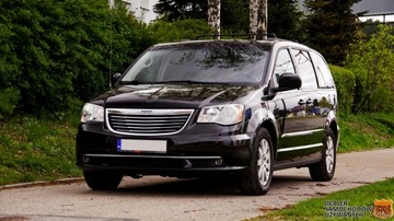 Chrysler Town &amp; Country V 3.6 V6 287KM 2016 Chrysler Town &amp; Country 3.6 286 Stow&amp;Go