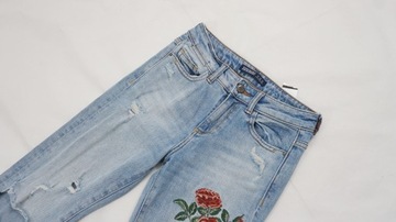 ZARA spodnie jeansy z dziurami haft r 32 k2