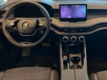 Skoda Superb III Kombi Facelifting 1.5 TSI 150KM 2025 SKODA Superb Selection 1.5 TSI mHEV DSG 150KM, zdjęcie 5