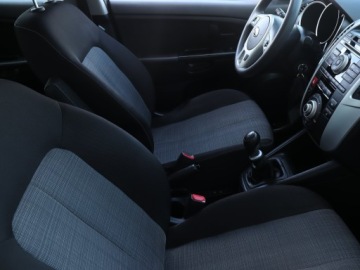 Kia Venga Mikrovan 1.6 DOHC CVVT 125KM 2012 Kia Venga 1.6 CVVT, Klima, Podgrzewane siedzienia, zdjęcie 8