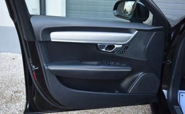 Volvo V90 II Kombi 2.0 D4 190KM 2019 Volvo V90 2.0 D4 190 Automatic R-desing Virtual Skora Navi Ledy Blis 2.0, zdjęcie 17