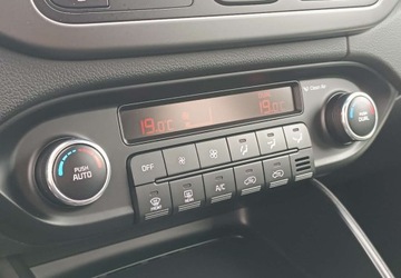 Kia Carens IV Minivan 1.7 VGT CRDI 136KM 2013 Kia Carens Zarejestrowany - serwisowany - 1,7 - 136 KM 1.7 Diesel 136KM, zdjęcie 27