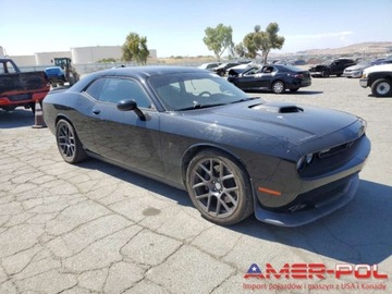 Dodge Challenger III 2016 Dodge Challenger _RT_SCAT PACK_Shaker_V8_6.4 L_485 km_2016r 6.4 Benzyna, zdjęcie 1