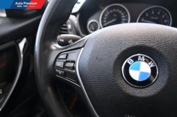BMW Seria 3 F30-F31-F34 Touring Facelifting 2.0 320i 184KM 2015 BMW Seria 3 320iFotele SportoweSystem Naglosnienia HarmanKardon Surround, zdjęcie 4