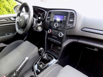 Renault Megane IV Hatchback 5d 1.2 Energy TCe 100KM 2017 RENAULT MEGANE IV 1,2 16V 101 KM LED, zdjęcie 13