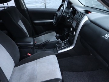 Suzuki Grand Vitara II SUV 1.9 DDiS 129KM 2007 Suzuki Grand Vitara 1.9 DDiS, 4X4, Klima, zdjęcie 8