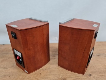 Jamo E600 - динамики объемного звучания