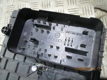 VW Passat B6 3C0937125