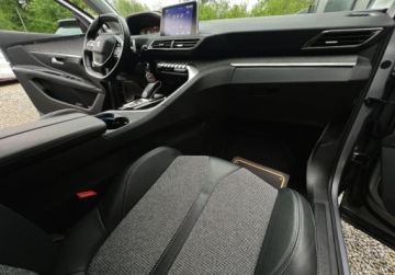 Peugeot 3008 II Crossover 1.6 THP 180KM 2019 Peugeot 3008 II 1.6 180KM LED 180KM gwarancja AUTOMAT kamera FULL LED, zdjęcie 16