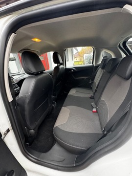 Citroen C3 II Hatchback facelifting 1.2 VTi 82KM 2014 Citroen C3, 2014 r., zdjęcie 8