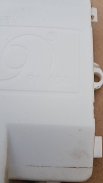 Клеммная коробка ПА 104, 450В 35А. со встроенным кабельным зажимом