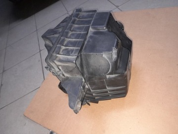 POUZDRO FILTRU VW TRANSPORTER T4 074129601Q