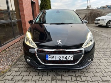 Peugeot 208 I Hatchback 5d Facelifting 1.2 PureTech 110KM 2017 Peugeot 208 1.2 benzyna 110 KM GT - LINE zarej w PL zadbany zamiana, zdjęcie 2
