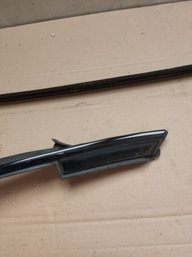 Уплотнитель стекла BMW E93 левый задний правый