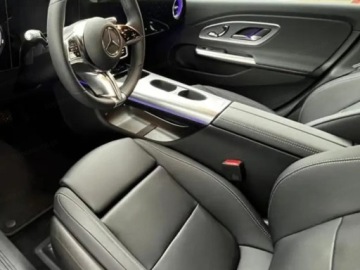 Mercedes CLA C118/X118 2025 Mercedes-Benz CLA 180 1.5 136KM, zdjęcie 3