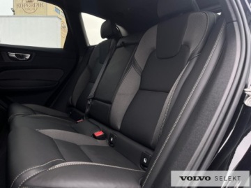 Volvo XC60 II 2024 Volvo XC 60 FV23% SalonPL B5B AWD Plus Dark LED BL, zdjęcie 15