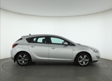 Opel Astra J Hatchback 5d 1.6 Turbo ECOTEC 180KM 2012 Opel Astra 1.6 T, Salon Polska, Serwis ASO, Navi, zdjęcie 5