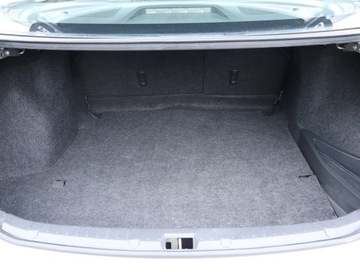 Toyota Corolla X Sedan Facelifting 1.4 D-4D 90KM 2013 Toyota Corolla 1.4 D-4D, Salon Polska, Klima, zdjęcie 13