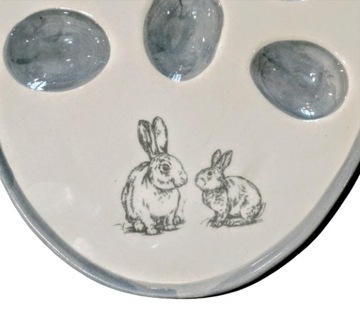 БЕЛО-СЕРАЯ ЯИЧНАЯ ТАРЕЛКА С КРОЛИКОМ