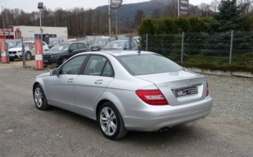 Mercedes Klasa C W204 Limuzyna Facelifting 180 CDI BlueEFFICIENCY 120KM 2012 Mercedes-Benz Klasa C REZERWACJA 180CDI 120KM LIFT Avantgarde Zero korozji, zdjęcie 4