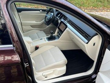 Volkswagen Passat B8 Variant 1.6 TDI BlueMotion SCR 120KM 2016 Volkswagen Passat Zarejestrowany Bogata wersja TOP, zdjęcie 6