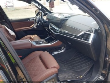 BMW X5 G05 2024 BMW X5 M M60I 2024, od ubezpieczalni 4.4 Benzyna 523KM, zdjęcie 6