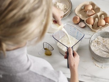 JosephJoiseph Мерный стакан Align в виде кувшина, 2в1