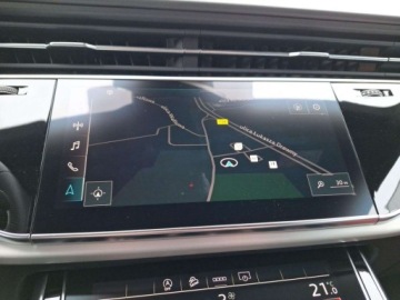 Audi Q8 SUV 3.0 45 TDI 231KM 2022 Audi Q8 S-Line Matrix Pneumatyka 3.0 Diesel 231KM, zdjęcie 25